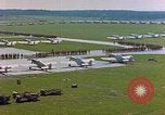Immagine di Campo di aviazione americana Germania, 1945, secondo 26 filmato di repertorio 65675055916