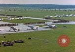 Immagine di Campo di aviazione americana Germania, 1945, secondo 32 filmato di repertorio 65675055916