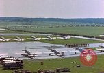Immagine di Campo di aviazione americana Germania, 1945, secondo 42 filmato di repertorio 65675055916