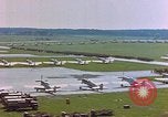 Immagine di Campo di aviazione americana Germania, 1945, secondo 55 filmato di repertorio 65675055916