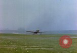 Image P-51 Mustang fighter aircraft Allemagne, 1945, de la seconde 25 séquences d'archives historiques vidéo 65675055919