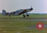 Image P-51's Mustang fighter aircraft Allemagne, 1945, de la seconde 15 séquences d'archives historiques vidéo 65675055920