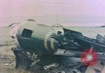 Immagine di Scatafascio American Vought FG-1D Corsair aereo Nagasaki Giappone, 1945, secondo 5 filmato di repertorio 65675055939