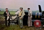 Immagine di Scatafascio American Vought FG-1D Corsair aereo Nagasaki Giappone, 1945, secondo 16 filmato di repertorio 65675055939