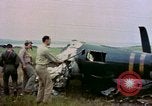 Immagine di Scatafascio American Vought FG-1D Corsair aereo Nagasaki Giappone, 1945, secondo 29 filmato di repertorio 65675055939