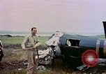 Immagine di Scatafascio American Vought FG-1D Corsair aereo Nagasaki Giappone, 1945, secondo 35 filmato di repertorio 65675055939
