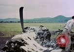 Immagine di Scatafascio American Vought FG-1D Corsair aereo Nagasaki Giappone, 1945, secondo 53 filmato di repertorio 65675055939