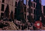 Image brigade de godet Berlin Allemagne, 1945, de la seconde 12 séquences d'archives historiques vidéo 65675055949