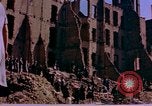 Image brigade de godet Berlin Allemagne, 1945, de la seconde 20 séquences d'archives historiques vidéo 65675055949