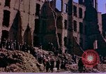 Image brigade de godet Berlin Allemagne, 1945, de la seconde 23 séquences d'archives historiques vidéo 65675055949