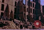 Image brigade de godet Berlin Allemagne, 1945, de la seconde 29 séquences d'archives historiques vidéo 65675055949