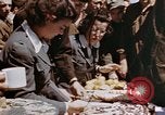Standbild Sieg in Europa Tag Feier Deutschland, 1945, aus Sekunde 20 historischem Filmmaterial Videoclip 65675055961