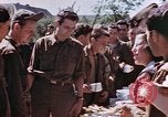 Standbild Sieg in Europa Tag Feier Deutschland, 1945, aus Sekunde 44 historischem Filmmaterial Videoclip 65675055961