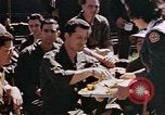 Standbild Sieg in Europa Tag Feier Deutschland, 1945, aus Sekunde 58 historischem Filmmaterial Videoclip 65675055961