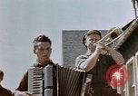 Image Célébration du Jour de la Victoire en Europe Allemagne, 1945, de la seconde 20 séquences d'archives historiques vidéo 65675055962