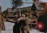 Image Célébration du Jour de la Victoire en Europe Allemagne, 1945, de la seconde 51 séquences d'archives historiques vidéo 65675055962