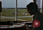 Image États-Unis aviateurs à l'aérodrome Allemagne, 1945, de la seconde 43 séquences d'archives historiques vidéo 65675055963
