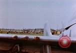 Image États-Unis aviateurs à l'aérodrome Allemagne, 1945, de la seconde 27 séquences d'archives historiques vidéo 65675055964