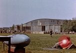 Image États-Unis aviateurs à l'aérodrome Allemagne, 1945, de la seconde 38 séquences d'archives historiques vidéo 65675055964