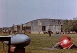 Image États-Unis aviateurs à l'aérodrome Allemagne, 1945, de la seconde 40 séquences d'archives historiques vidéo 65675055964