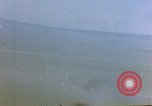 Image de bombardements attaque sur les routes Allemagne, 1945, de la seconde 7 séquences d'archives historiques vidéo 65675055965
