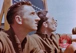 Image États-Unis aviateurs à l'aérodrome Allemagne, 1945, de la seconde 7 séquences d'archives historiques vidéo 65675055966