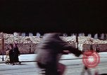Immagine di I civili portano legna da ardere Berlino Germania, 1945, secondo 26 filmato di repertorio 65675055970
