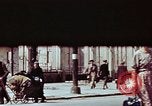 Immagine di I civili portano legna da ardere Berlino Germania, 1945, secondo 43 filmato di repertorio 65675055970