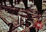 Immagine di Bomba ha danneggiato sports palace Berlino Germania, 1945, secondo 9 filmato di repertorio 65675055971