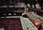 Immagine di Bomba ha danneggiato sports palace Berlino Germania, 1945, secondo 22 filmato di repertorio 65675055971
