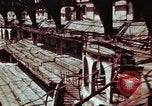 Immagine di Bomba ha danneggiato sports palace Berlino Germania, 1945, secondo 52 filmato di repertorio 65675055971
