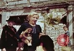 Immagine di Donna tedesca Berlino Germania, 1945, secondo 7 filmato di repertorio 65675055972