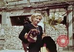 Immagine di Donna tedesca Berlino Germania, 1945, secondo 13 filmato di repertorio 65675055972