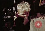 Immagine di Civili tedesco Berlino Germania, 1945, secondo 30 filmato di repertorio 65675055973