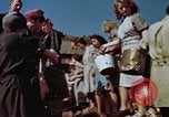 Immagine di La brigata della benna Berlino Germania, 1945, secondo 24 filmato di repertorio 65675055974