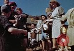 Immagine di La brigata della benna Berlino Germania, 1945, secondo 32 filmato di repertorio 65675055974