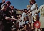 Immagine di La brigata della benna Berlino Germania, 1945, secondo 33 filmato di repertorio 65675055974