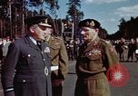 Immagine di Bernard Law Montgomery Berlino Germania, 1945, secondo 14 filmato di repertorio 65675055975