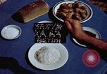 Immagine di Media Berliner razione Berlino Germania, 1945, secondo 3 filmato di repertorio 65675055976