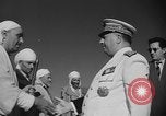 Standbild französischer Offizier Marokko Nordafrika, 1954, aus Sekunde 46 historischem Filmmaterial Videoclip 65675055987