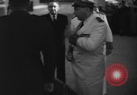 Standbild französischer Offizier Marokko Nordafrika, 1954, aus Sekunde 59 historischem Filmmaterial Videoclip 65675055987