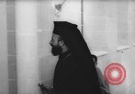 Standbild Bischof Makarios Nikosia Zypern, 1955, aus Sekunde 14 historischem Filmmaterial Videoclip 65675055989