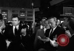 Immagine di New York Stock Exchange New York City USA, 1955, secondo 39 filmato di repertorio 65675055991