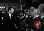 Immagine di New York Stock Exchange New York City USA, 1955, secondo 53 filmato di repertorio 65675055991
