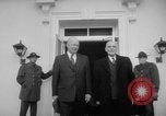 Standbild Louis St Laurent White Sulphur Springs West Virginia USA, 1956, aus Sekunde 7 historischem Filmmaterial Videoclip 65675055999