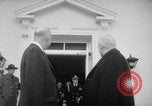 Standbild Louis St Laurent White Sulphur Springs West Virginia USA, 1956, aus Sekunde 12 historischem Filmmaterial Videoclip 65675055999