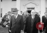 Standbild Louis St Laurent White Sulphur Springs West Virginia USA, 1956, aus Sekunde 31 historischem Filmmaterial Videoclip 65675055999