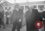 Standbild Louis St Laurent White Sulphur Springs West Virginia USA, 1956, aus Sekunde 35 historischem Filmmaterial Videoclip 65675055999