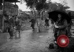 Standbild französische Truppen Algerien, 1955, aus Sekunde 32 historischem Filmmaterial Videoclip 65675056008