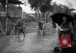 Standbild französische Truppen Algerien, 1955, aus Sekunde 34 historischem Filmmaterial Videoclip 65675056008